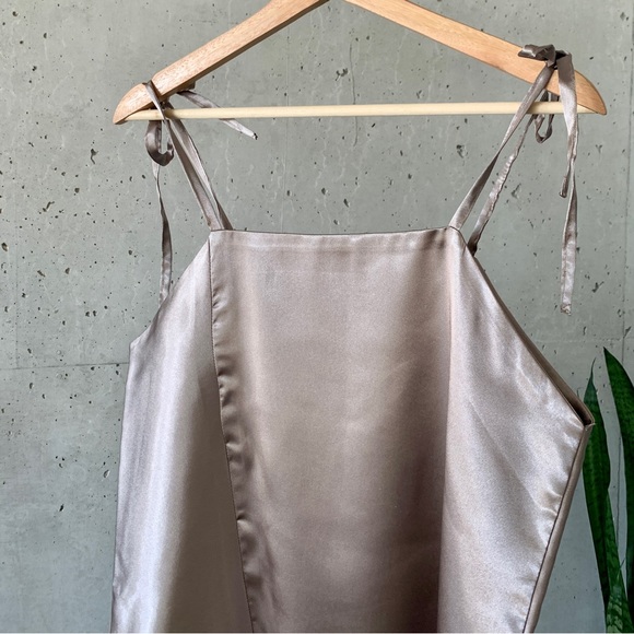 Slip on satin dress square neckline - Picture 10 of 10